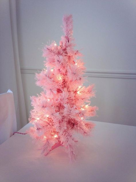 Tiny Pink Christmas Tree, Mini Pink Christmas Tree, Small Pink Christmas Tree, Chritsmas Tree, Pink Xmas Tree, Trees For Kids, A Pink Christmas, Fake Christmas Trees, Christmas Dreaming