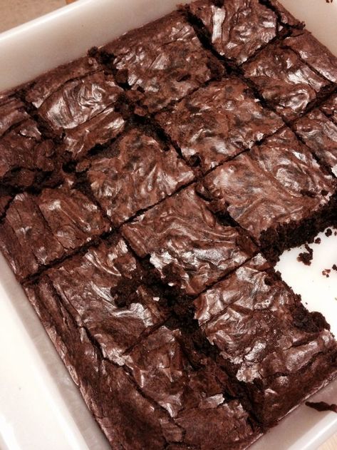 Best Brownie Recipe, Baking Book, Junk Food Snacks, Food Babe, Food Therapy, Brownie Recipe, Yummy Comfort Food, Tasty Baking, Chocolate Brownies