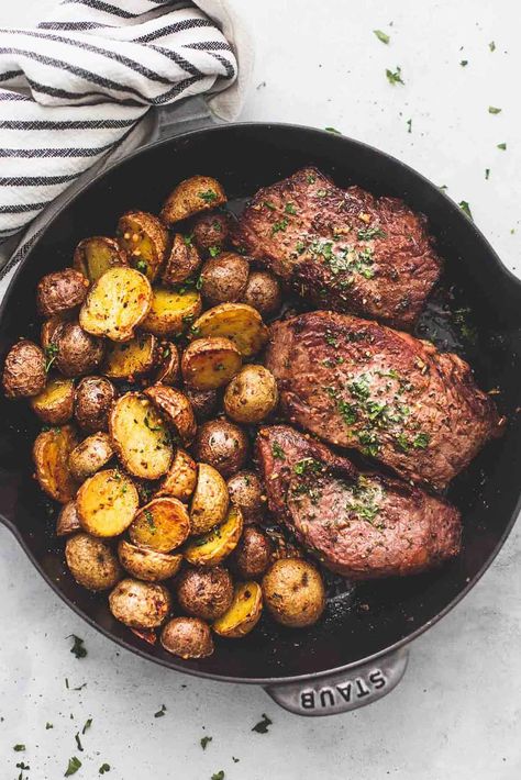 Round Steak And Potatoes, Steak And Potatoes Skillet, Parmesan Crusted Steak, Garlic Butter Steak And Potatoes, Butter Steak And Potatoes, Steak And Baked Potato, Potato Ideas, Potatoes Skillet, Round Steak Recipes