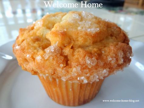 Welcome Home Blog: Hot Buttered Rum (Flavored) Muffins Butter Rum Muffins, Rum Muffins, Butter Rum, Jumbo Muffins, Buttered Rum, Hot Buttered Rum, Butterscotch Chips, Mini Muffins, Cupcake Muffins