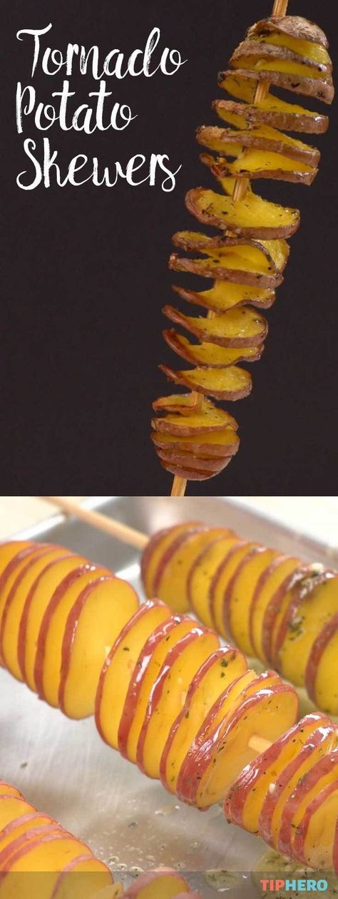 Perhaps the coolest way to bake up a potato! You've got to try these Tornado Potato Skewers! With a mix of herbs, butter and cheese  they are as delicious as they are fun to eat. Click for the video and recipe and enjoy! Curly Potatoes On A Stick, Tornado Potato Skewers, Fun Ways To Cook Potatoes, Accordian Potatoes Baked, Skewer Potatoes, Tornado Potato Recipe, Tornado Fries, Skewers Ideas, Tornado Potatoes