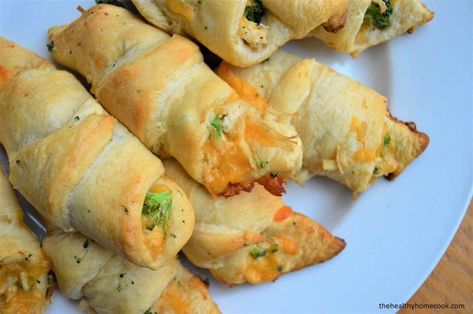 Cheese Crescent Roll Recipes, Crescent Roll Recipes Dinner, Crescent Rolls Recipe, Crescent Roll Casserole, Recipes Using Crescent Rolls, Crescent Bake, Chicken Crescent Rolls, Croissant Roll, Chicken Broccoli Cheese