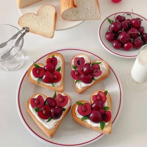 Evil Queen Ever After High, Cherry Theme, Heart Shaped Food, Dinner Party Themes, Aesthetic Purple, Cookout Food, Cherry Fruit, Dinner Themes, Evil Queen