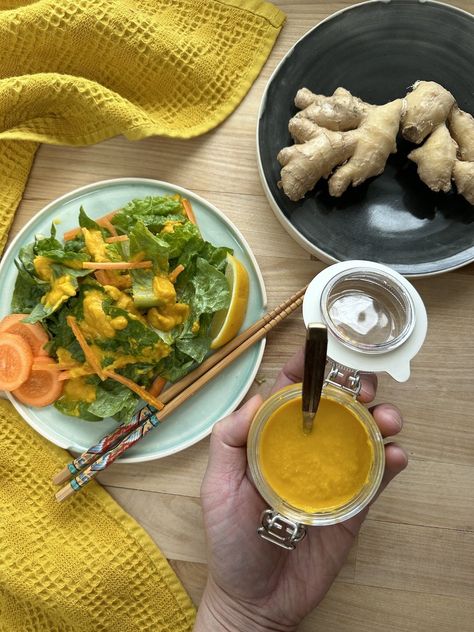 Carrot Ginger Salad Dressing, Ginger Salad Dressing Recipe, Ginger Salad Dressing, Carrot Ginger Dressing, Ginger Salad, Ginger Salad Dressings, Salad Dressing Bottles, Ginger Miso, Salad Dressing Recipe