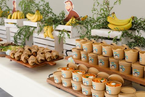 Curious George Theme Party, Curious George Baby Shower Ideas, Curious George First Birthday, Curious George Decorations, Curious George 1st Birthday, Curious George Birthday Party Ideas, George Birthday Party, Banana Party, Curious George Birthday Party