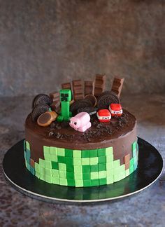 Minecraft Pig Cake, Gamer Birthday Cake, Minecraft Cake Designs, Minecraft Cakes, Minecraft Birthday Cake, Cube Cake, Gamer Birthday, Pig Cake, Cake Mixture