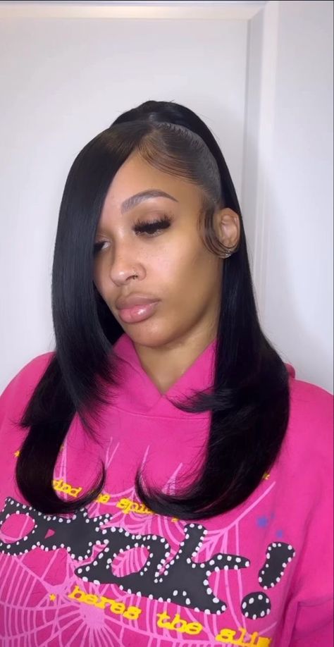 Cap Hairstyles Graduation, Hair Tease, Lace Hairstyles, Hairstyles Graduation, Cute Weave Hairstyles, Strip Hair, Cap Hairstyles, Short Weave Hairstyles, 90’s Hairstyles