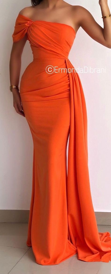 Women African Fashion, Orange Mermaid, Dinner Gowns, Classy Gowns, Lace Gown Styles, Dinner Dress Classy, Lace Dress Styles, Elegant Dresses Classy, Classy Dress Outfits