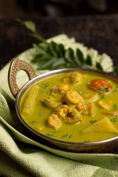 Nonveg Recipes, Prawn Curry Recipe, Prawns Curry, Shrimp Meals, Goan Food, Indian Rice Recipes, Indian Appetizers, Prawn Curry, Goan Recipes