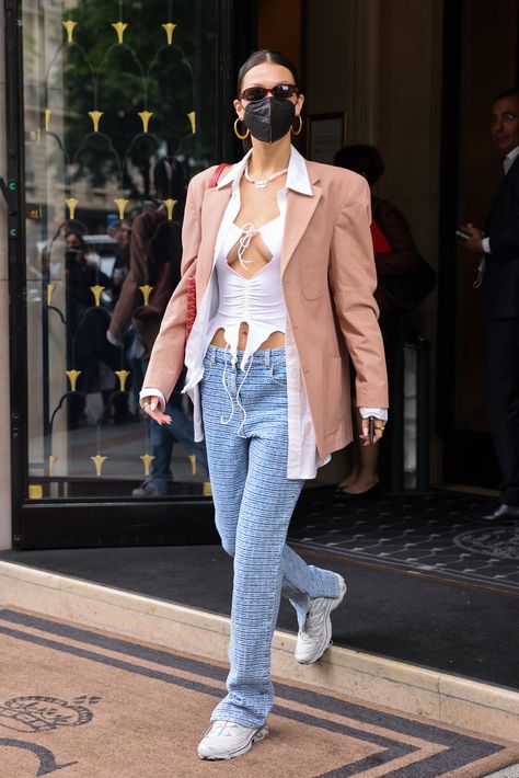 Bella Hadid Bella Hadid Outfits, Hadid Style, Popsugar Fashion, I Am Gia, Denim Trends, Low Rise Jeans, Bella Hadid, Early 2000s, Pretty Outfits