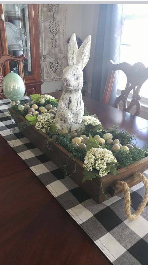 Farmhouse Easter Porch Decor, Easter Trays Centerpieces, Spring Dough Bowl Decor, Easter Dough Bowl Decor, Easter Decorating Ideas For The Home, Easter Entryway Table Decor, Easter Tray Decor Ideas, Easter Lantern Decor, Easter Fireplace Mantel Decor