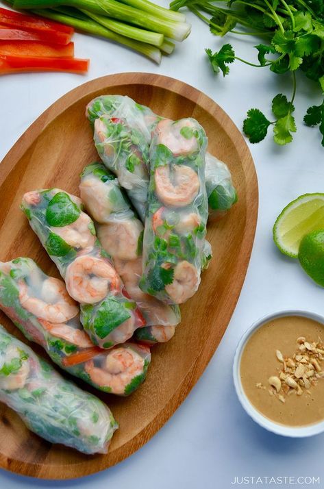 Peanut Sauce For Spring Rolls, Spring Roll Peanut Sauce, Sauce For Spring Rolls, Spring Rolls With Peanut Sauce, Thai Spring Rolls, Homemade Peanut Sauce, Shrimp Spring Rolls, Peanut Sauce Recipe, Vegetable Spring Rolls