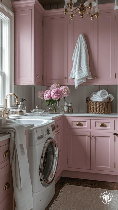 44 Super Chic Laundry Room Ideas 38 44 Super Chic Laundry Room Ideas Laundry Upstairs, Whittney Parkinson, White Oak Bench, Pink Laundry, Pink Laundry Rooms, Pink Cabinets, Basement Playroom, Limestone Flooring, Laundry Room Inspiration