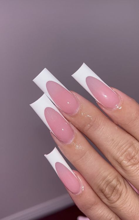 Matted French Tip Nails, French Tips Square Long, Baddie Nail Sets, Baddie Nails Instagram Long, Girly Nails Acrylic, Simple Long Nails, French Nails Long, French Tip Nails Square, Long French Tip Nails