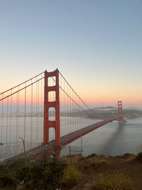 San Francisco Golden Gate Bridge lockscreen sunset vibes summer Autumn San Francisco, Golden Bridge San Francisco Photography, Golden Bridge San Francisco, Aesthetic San Francisco, San Francisco Sunset, San Francisco Aesthetic, San Francisco Girls, San Francisco Photography, Golden Bridge