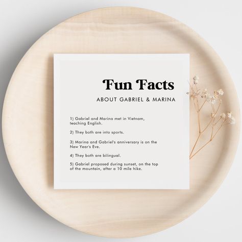 Fun Facts Napkins, Fun Facts Wedding Napkins, Fun Facts Wedding, Wedding Fun Facts, Napkins Wedding Table, Napkins For Wedding, Couple Fun, Wedding Retro, Wedding Napkins Personalized