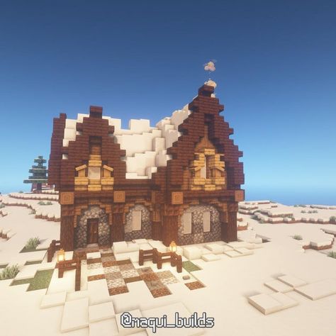 Winter Biome Houses Minecraft, Minecraft Houses Ice Biome, Minecraft Snow Builds House, Minecraft House Ideas Snow Biome, Minecraft Snow Village Ideas, Snowy Taiga Minecraft House, Minecraft Houses Snow Biome, Nordic Minecraft Builds, Minecraft Snowy Builds