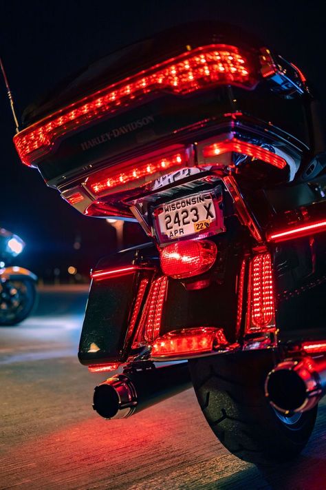 Harley Davidson Ultra Limited Motorcycle with Ciro LED Lighting Bag Blades Ciro3d Filler Panel Lights Motorcycle Led Lighting, Light Up The Night, Motorcycle Accessories, Led Lighting, Light Up, Led Lights, Bike, Led, Lighting