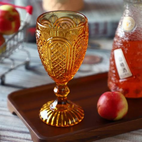 Amber Goblets, Amber Wine Glasses, Wedding Goblets, Goblet Wine Glasses, Safari Wedding, Colored Water, Orange Drinks, Glass Goblets, Orange Wine