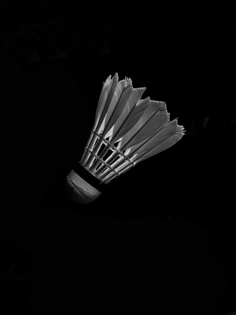 Badminton Shuttlecock Aesthetic, Shuttlecock Aesthetic, Badminton Wallpaper Iphone, Wallpaper Badminton Aesthetic, Badminton Wallpaper Aesthetic, Badminton Aesthetic Wallpaper, Aesthetic Badminton, Badminton Drills, Badminton Wallpaper