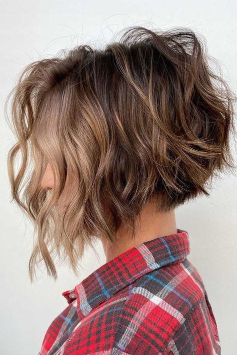 Bob with Beach Waves #wavyhair #beachwaves #a-linebob #shorthair