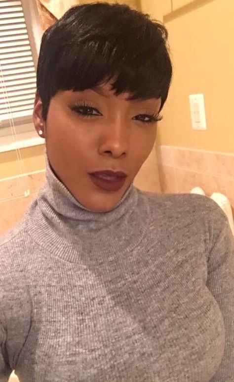 Classy Short Haircuts, Gorgeous Haircuts, Bob Ombre, Classic Pixie, Cut Life, Short Sassy Hair, Sassy Hair, Haircuts Short, Short Black Hairstyles