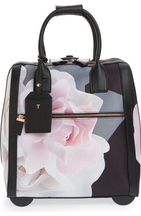 This porcelain rose Ted Baker London travel bag will turn any getaway into a stylish event. Outfit London, Cute Luggage, Ted Baker Bag, London Bags, Travel Clothes, Best Luggage, Bowling Bag, Porcelain Roses, Vacation Photos