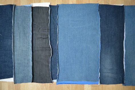 Denim Rag Quilt, Quilt Diy, Rag Quilt Tutorial, Blue Jean Quilts, Patchwork Chair, Denim Pillow, Jean Quilt, Waterproof Blanket, Old Sheets