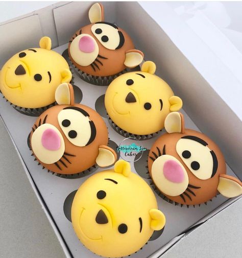 Tigger Birthday, Disney Desserts, Winnie The Pooh Cake, Winnie The Pooh Tigger, Disney Baby Shower, Winnie The Pooh Birthday, Baby Birthday Cakes, Baby Shower Inspiration, Disney Cakes