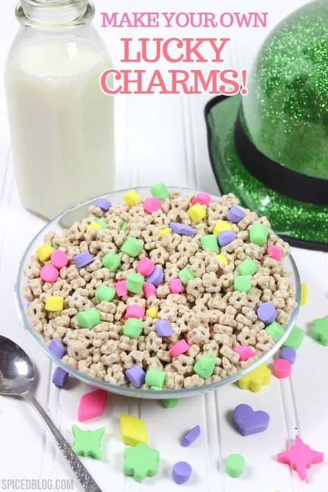 How to Make Your OWN Lucky Charms! Homemade Cereal, Lucky Charms Marshmallows, Lucky Charms Cereal, Brunch Time, Köstliche Desserts, Kids Recipes, Lucky Charms, Diy Stuff, Cooking Ideas