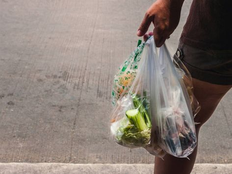 Storing plastic bags