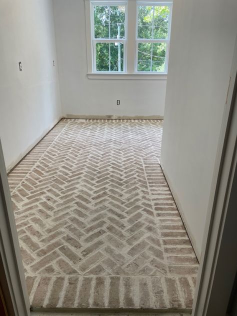 Flagstone Mudroom Floor, High Traffic Flooring Ideas, Brick Floor Patterns, Brick Flooring Living Room, Brick Bathroom Floor, Brick Herringbone Floor, Brick Herringbone, Brick Tile Floor, Herringbone Brick Floor