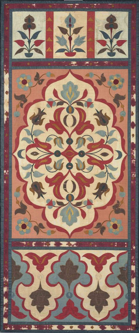 AN OTTOMAN SILK AND COTTON APPLIQUÉ PANEL TURKISH, 16TH CENTURY Ottoman Pattern, Mughal Art Paintings, Dark Carpet, Textile Museum, Indian Folk Art, Medallion Rug, Stair Runner Carpet, Medallion Design, Carpet Design