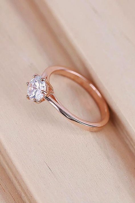 Gold Engagement Ring Simple, Budget Friendly Engagement Rings, Rose Gold Engagement Ring Simple, Engagement Rings Under 1000, Engagement Rings Solitaire, Camo Wedding Rings, Wedding Rings Teardrop, Engagement Ring Simple, Vintage Engagement Rings Simple