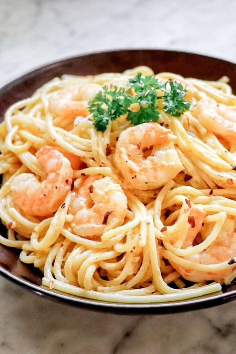 Old Bay® Shrimp and Pasta Alfredo Creamy Shrimp Scampi, Lemon Shrimp Pasta, Old Bay Shrimp, Shrimp And Pasta, Shrimp Alfredo Recipe, Shrimp Scampi Pasta, Pasta Recipes Alfredo, Pasta Alfredo, Shrimp Alfredo