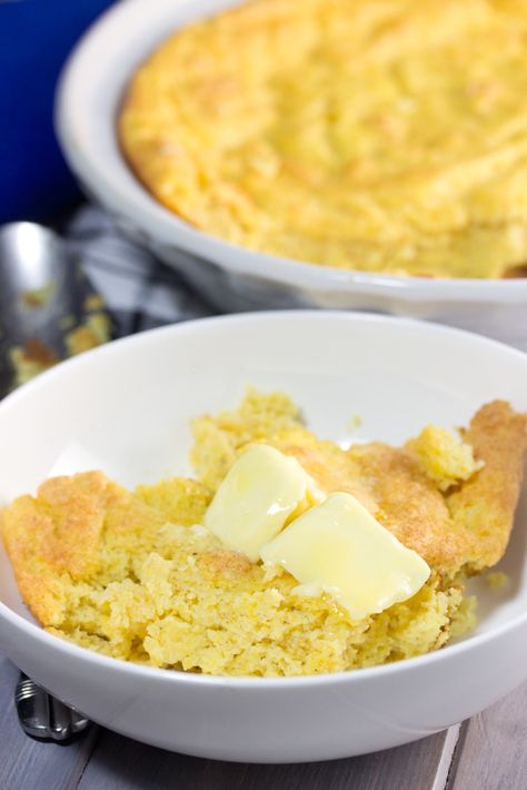 Southern spoon bread has a history as a truly American favorite dish. You'll love this delicious cross between bread pudding and a soufflé. Southern Spoon Bread, Corn Spoon Bread, Healthy Gluten Free Breakfast, Bread Gluten Free, Spoon Bread, Corn Meal, Gluten Free Kids, Allergy Free Recipes, Gluten Free Recipes Easy