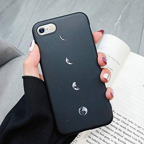 LAPOPNUT Coque iPhone 7 Coque iPhone 8 Silicone Antichoc Gel TPU Souple Étui Anti-Rayures Liquide Housse Protection Ultra Slim Mat Case Cover avec Motif Lune pour Apple iPhone 8/7 Noir Coque Iphone 8, Fake Phone, Coque Iphone 11, Summer Phone Cases, Apple Phone Case, Iphone Se 2020, Silicone Gel, Iphone Accessories, Apple Phone