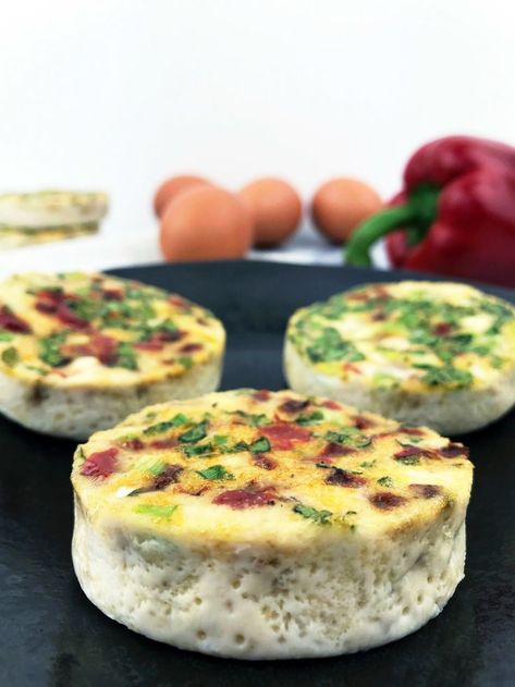 Egg White Breakfast Recipes, Egg White Bites Recipe, Starbucks Egg White Bites, Egg White Bites, Egg White Breakfast, Egg White Recipes, Starbucks Egg Bites, Egg Bites Recipe, Veg Food