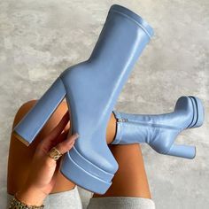 Chunky Ankle Boots, Ankle Shoes, Platform Block Heels, Block Heel Ankle Boots, Super High Heels, Chunky High Heels, Looks Street Style, Heel Ankle Boots, Beige Shoes