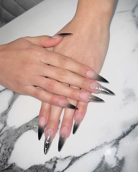 Posted by Zoe Scott: Today, we're diving into the mesmerizing world of black ombré nails—a sophisticated blend of edginess and elegance that's taking the beauty realm by s... Black Ombre Stiletto Nails, Black Nail Designs Stiletto, Ombré Nail Designs, Black Ombré Nails, Ombre Stiletto Nails, Stiletto Nail Ideas, Stiletto Nail Designs, Gold Stiletto Nails, White Stiletto Nails