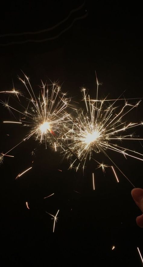 Diwali Fireworks, Diwali Photography, Instagram Black Theme, Love Story Video, Cute Love Stories, Emoji Wallpaper, Bear Wallpaper, Friend Pictures, Cute Love