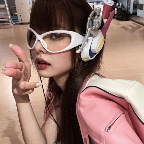 song jia icon Dear Zia, Song Jia, Overwatch 2, Gentle Monster, Iconic Women, Girls Life, Black Pink Kpop, Kpop Aesthetic, Girl Icons