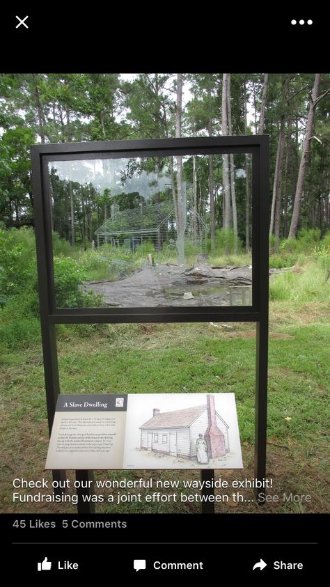 clear etching that shows picture on a landscape Interpretive Signage, 1000 Lifehacks, Park Signage, Wayfinding Signage Design, Museum Exhibition Design, Nature Museum, Outdoor Signage, Environmental Graphic Design, Museum Displays