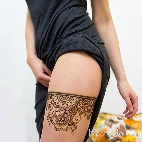 Full Body Henna, Henna Leg Tattoo, Thigh Henna, Traditional Mehndi, Henna Style Tattoos, Jagua Henna, Leg Henna, Henna Drawings, Henna Inspired Tattoos