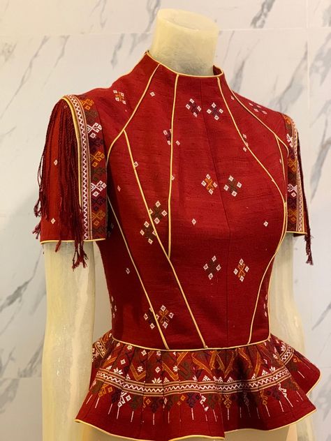 Turkmen Dress, Silk Dress Ideas, Outfits Winter Casual, Winter Casual Outfits, Outfits For Winter, Outfit Boots, Outfit Ideas Winter, Accessories Outfit, Silk Fashion