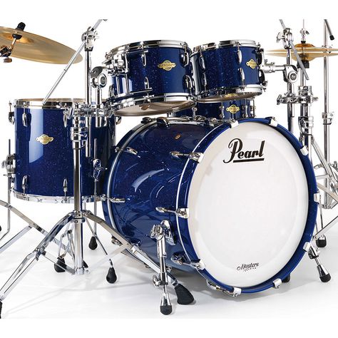 Pearl Masters Premium Legend (MPL) Drum Set in blue..gorgeous!! Someday I will have a beautiful blue Pearl Export or MPL set! <333 Pearl Drum Kit, Drums Wallpaper, Pearl Drums, Drum Cover, Blue Sparkle, How To Play Drums, Blue Sparkles, Percussion Instruments, Snare Drum