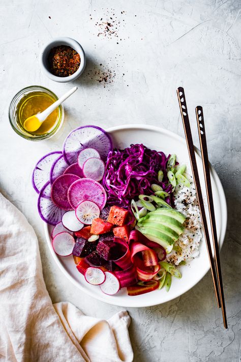 Weekend Reading, 2.25.18 Beet Poke, Vegetarian Substitutes, Vegetarian Sushi, Bojon Gourmet, Hawaiian Dishes, Poke Bowls, Resep Diet, Colorful Vegetables, Poke Bowl