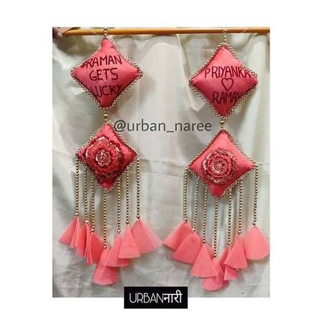 Heavy Latkan For Lehenga, Latkan For Lehenga, Dori Designs, Latkan Tassels, Bride And Bridesmaid Pictures, Latkan Design, Tassels Fashion Clothing, Bridesmaid Pictures, Hip Belt