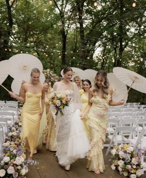 Wedding Gown Garden Party, Yellow Wedding Scheme, Yellow Bridal Party, Pastel Yellow Wedding, Yellow Wedding Party, Wedding Guest Photos, Yellow And Green Wedding, Yellow And Blue Wedding, Pale Yellow Weddings