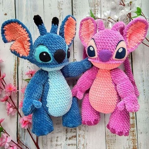 Monster Amigurumi, Lilo And Stitch Merchandise, Alien Monster, Aesthetic Patterns, Disney Crochet Patterns, Blue Alien, Stitch Doll, Stitch Toy, Easy Crochet Animals